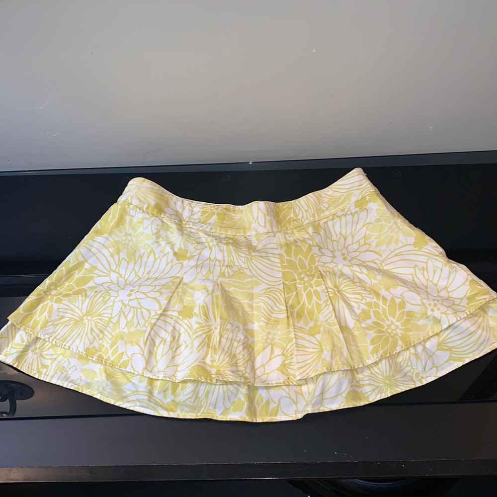 DKNY Pleated Skirt sz Medium